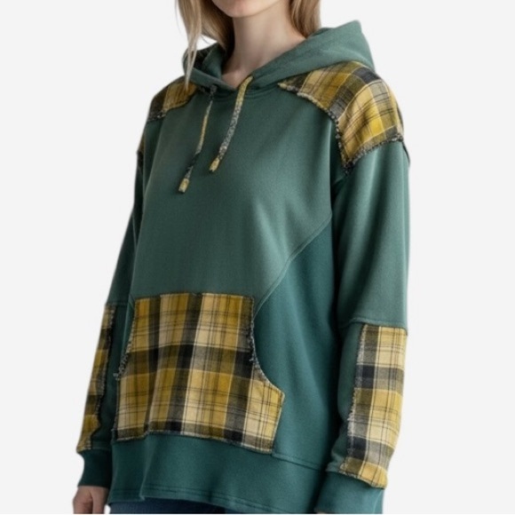 POL Tops - POL oversized Bandana print Hoodie Patchwork Kangaroo pocket Size M Cozy Relaxed